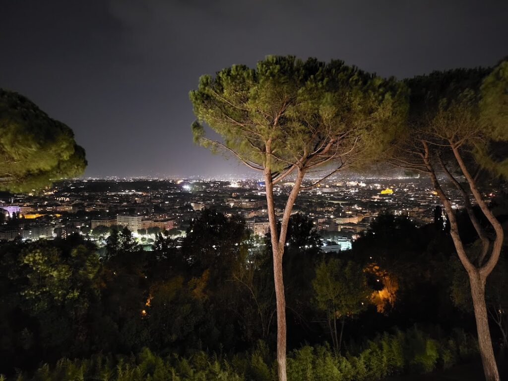 Rome Cavalieri, Waldorf Astoria Night View of Rome