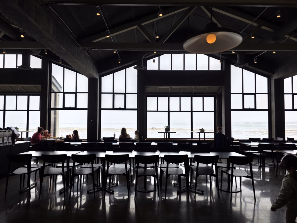 Monterey bay aquarium reviews can't miss the lunch area overlooking the ocean