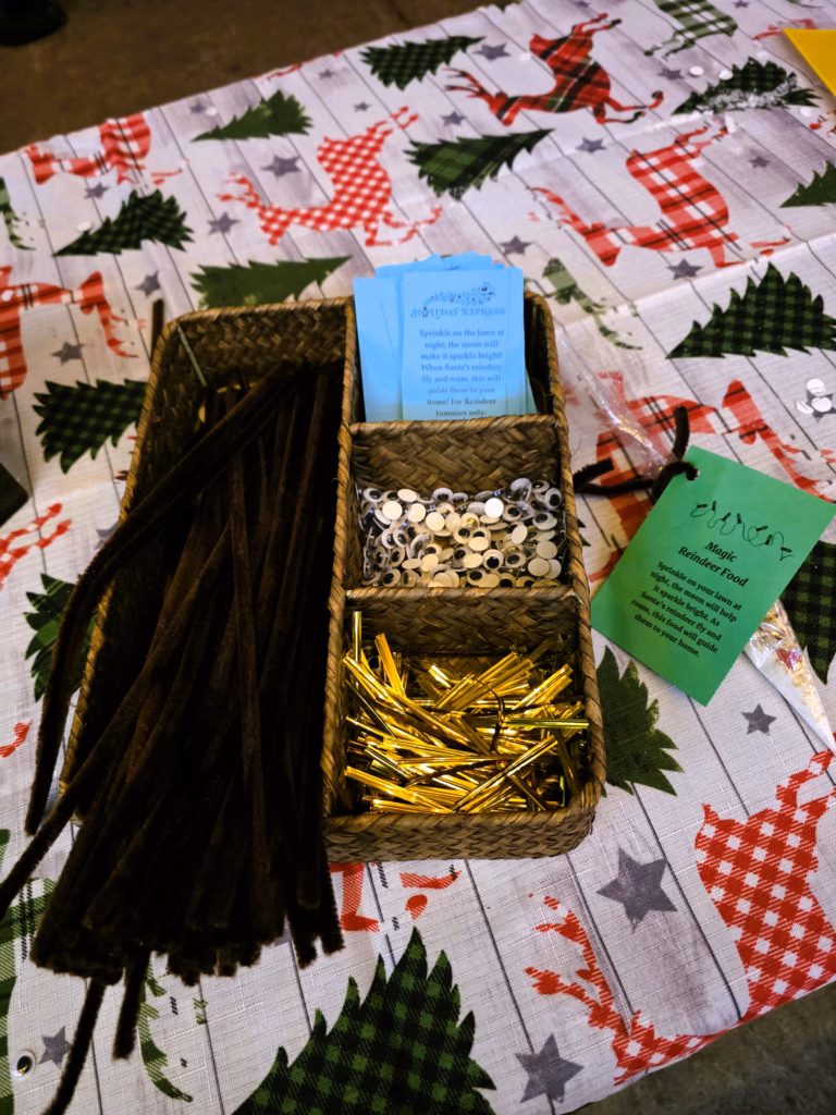 reindeer-food-decorating-at-holiday-express-pullen-park